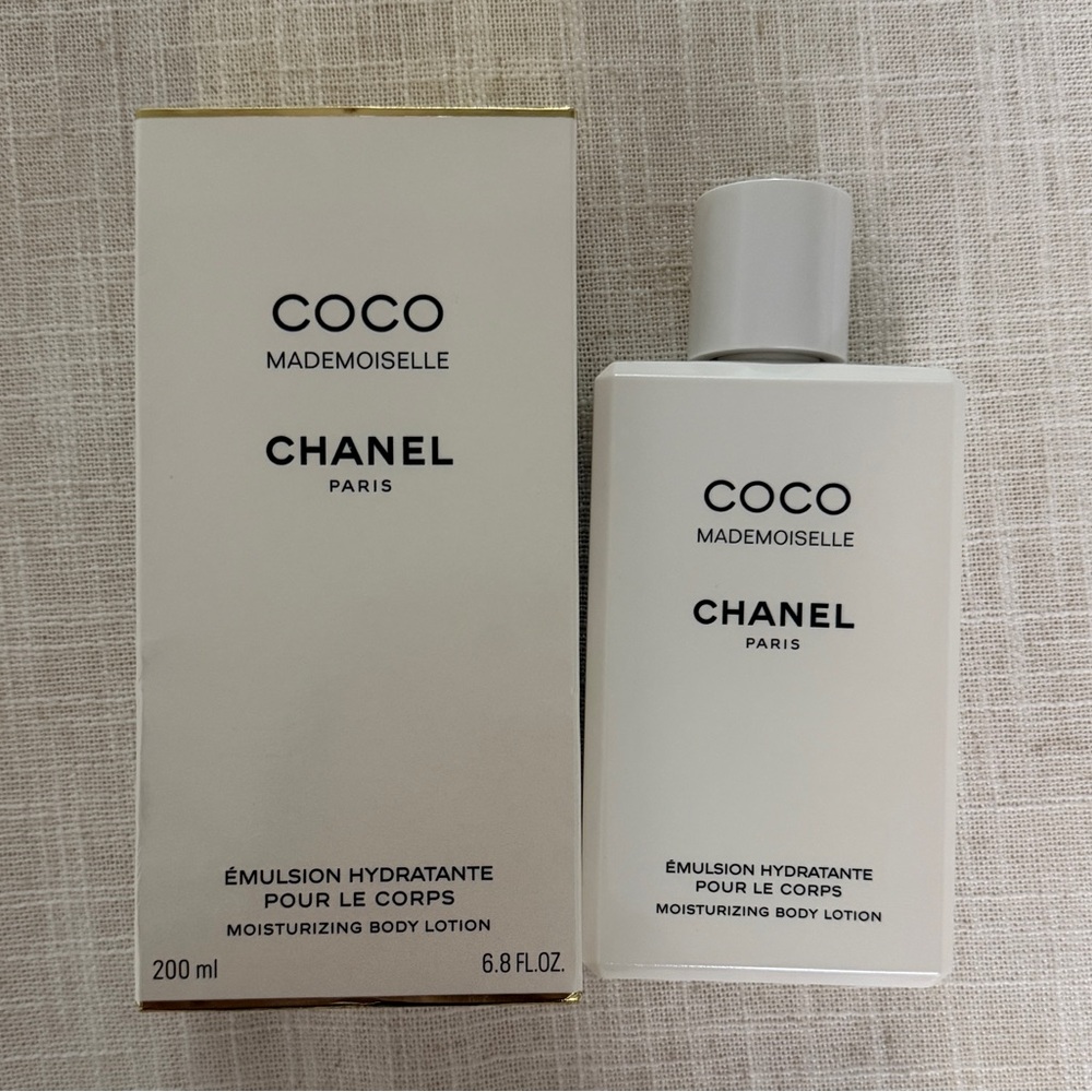 CHANEL Mademoiselle Body Lotion